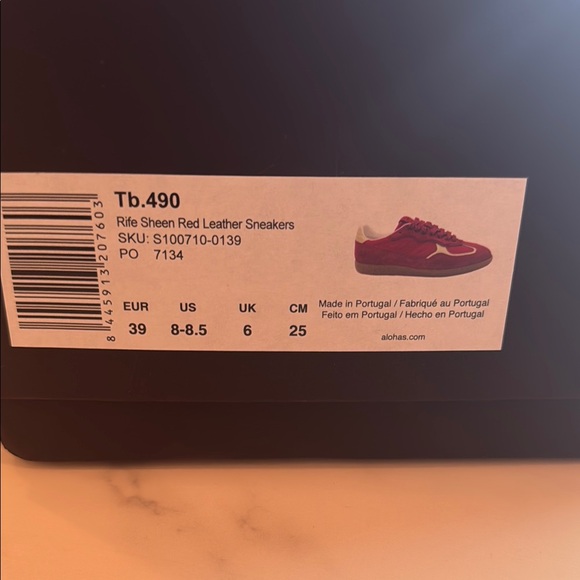 Rife Sheen Red Sneakers by ALOHAS Sz 8/8.5 - Picture 5 of 5